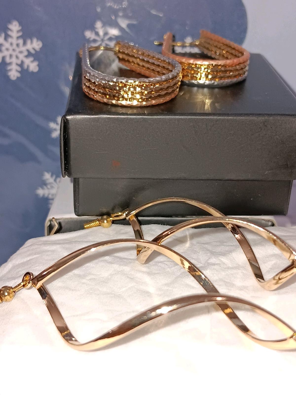 Nice Jewelry All new - Branson, Missouri