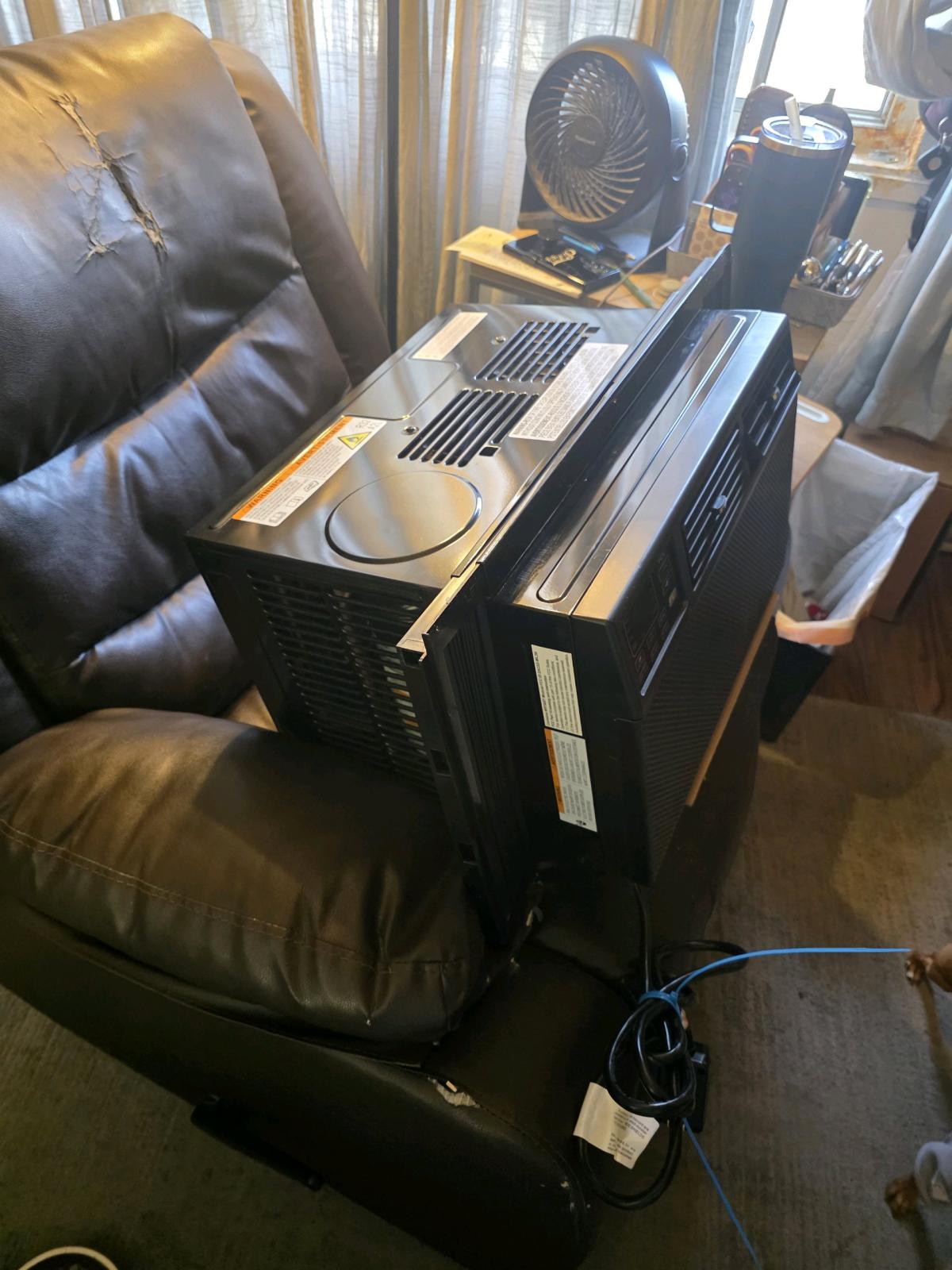 Window Air Conditioner - Antioch, California - FleaMarketBay