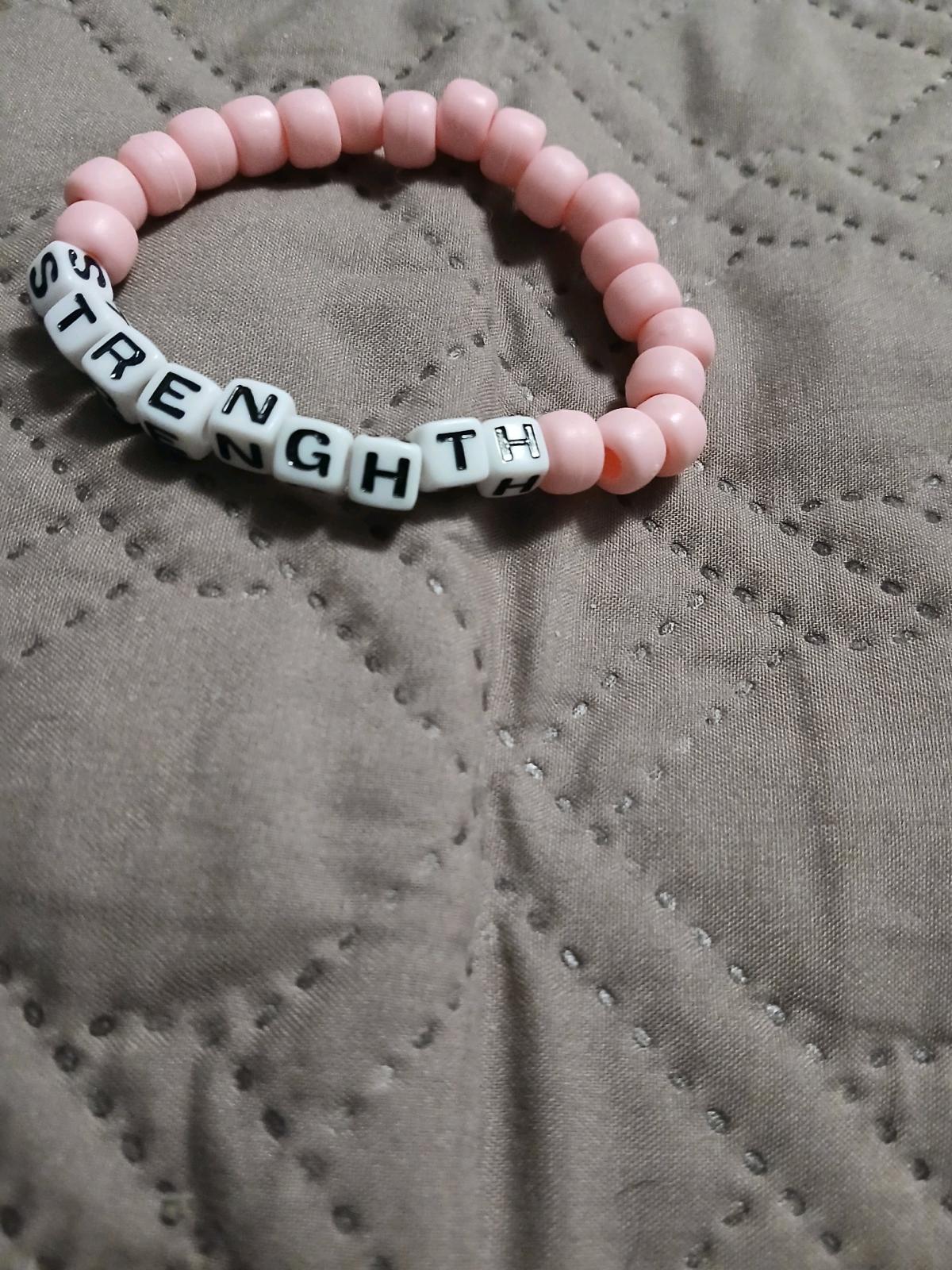 Ponybead Bracelets - Redding, California - FleaMarketBay