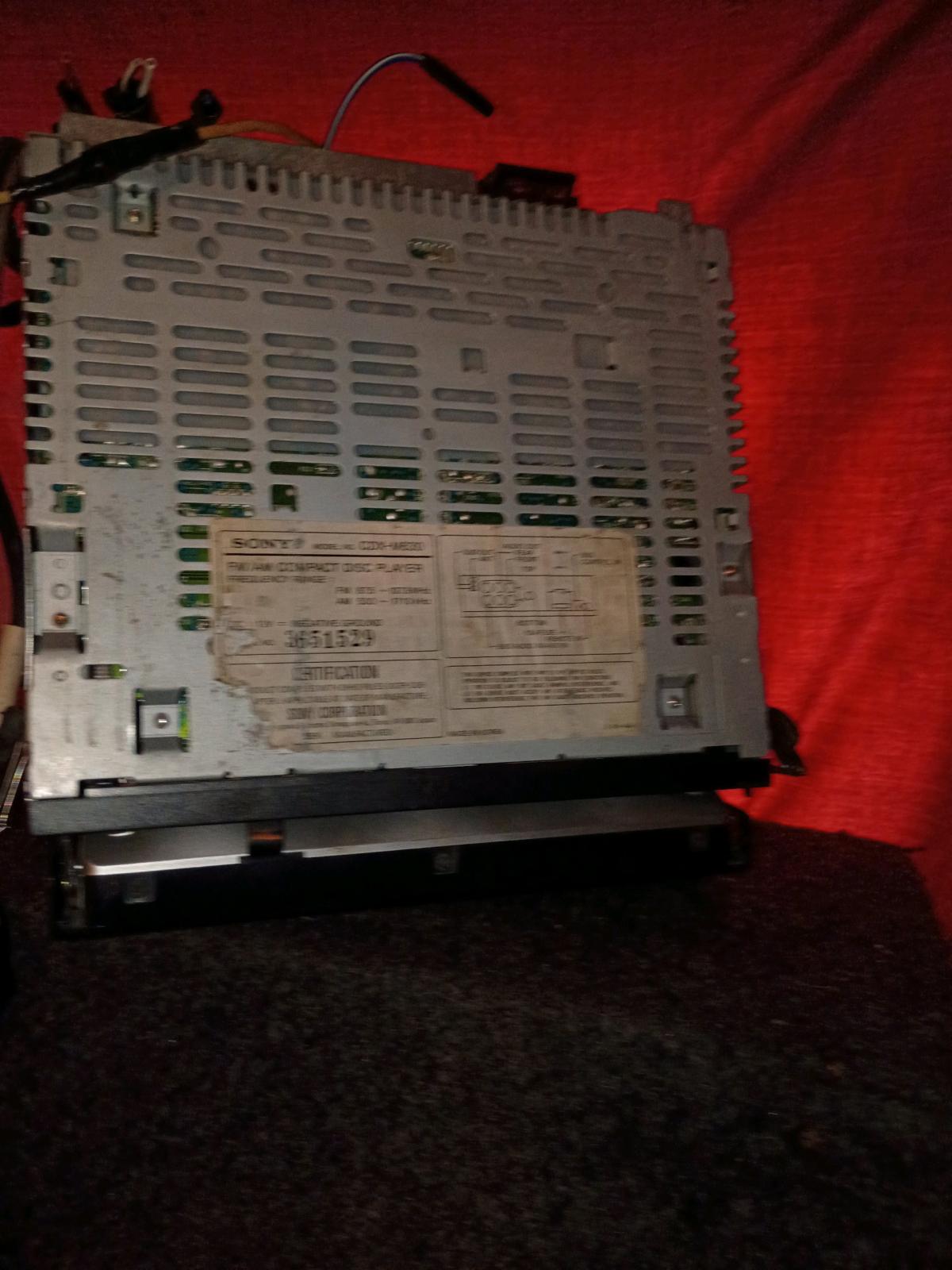 crossfire subwoofer dual amp Sony deck and cords - Waynesboro, Georgia - FleaMarketBay