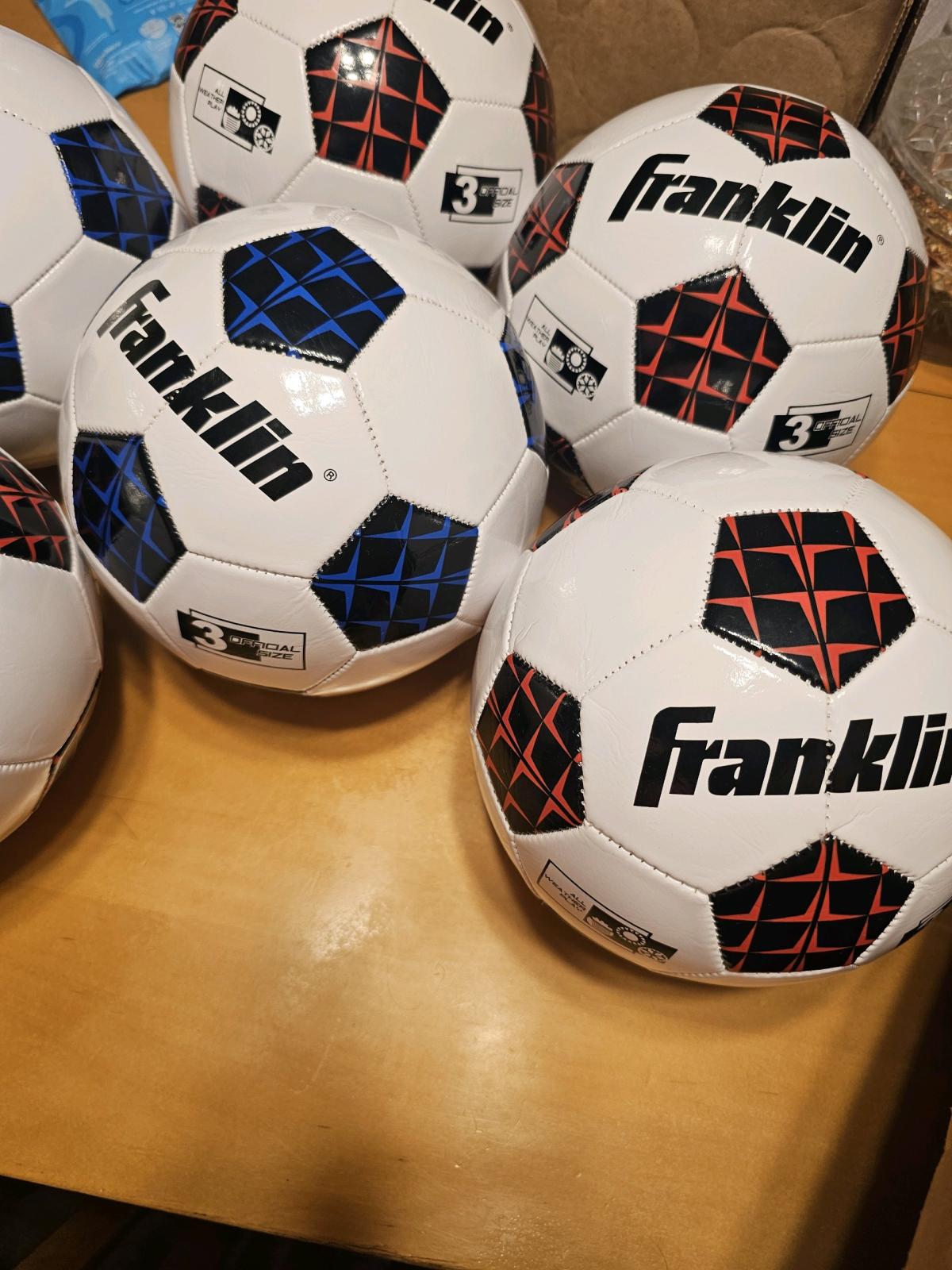 Franklin 3 official size Siccer balls - Cookeville, Tennessee - FleaMarketBay