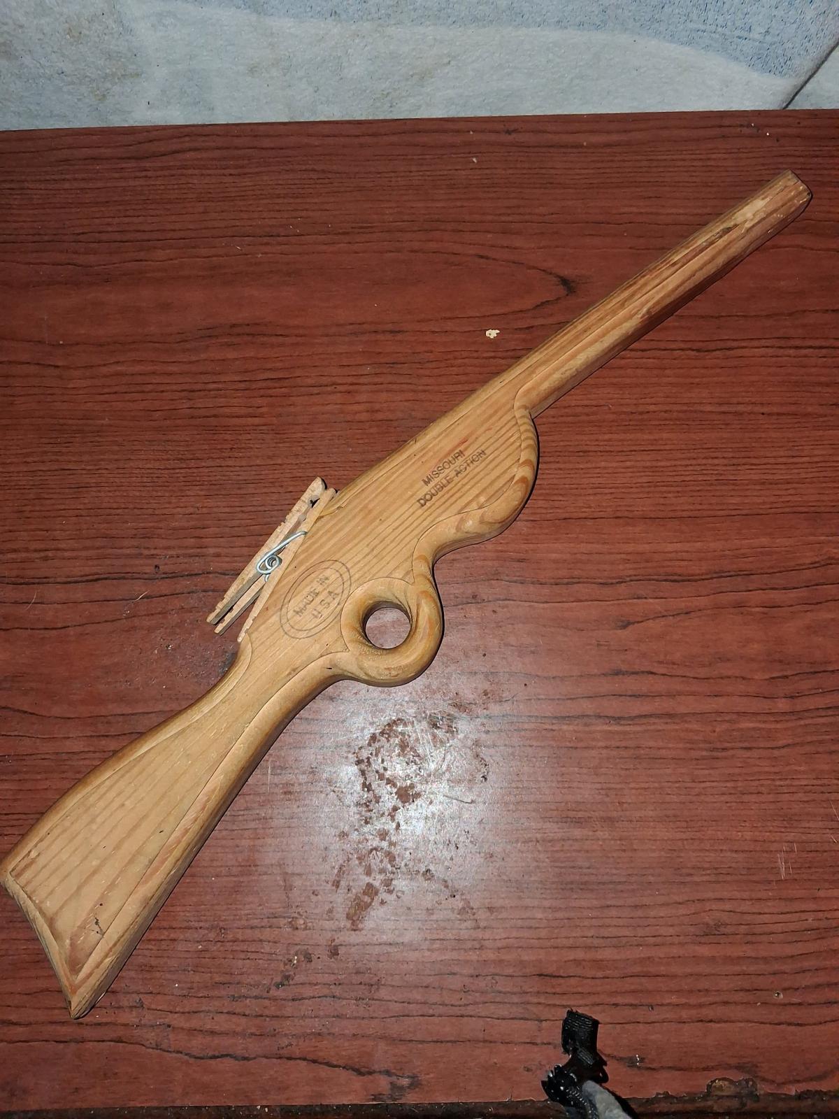 Rubber band shooter - Harrison, Arkansas - FleaMarketBay