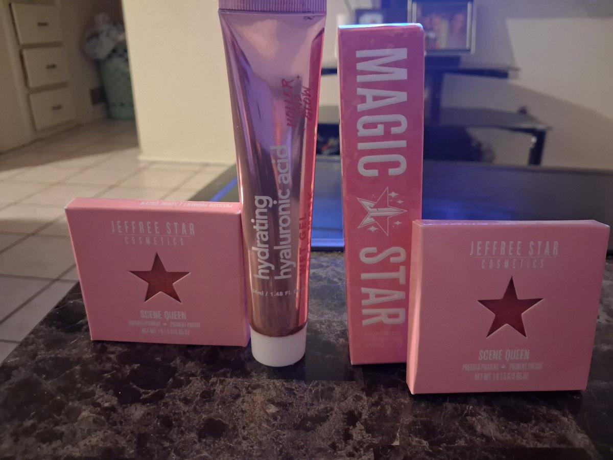 Magic Star Concealer Scene Queen Pressed hyaluronic acid - Tucson, Arizona
