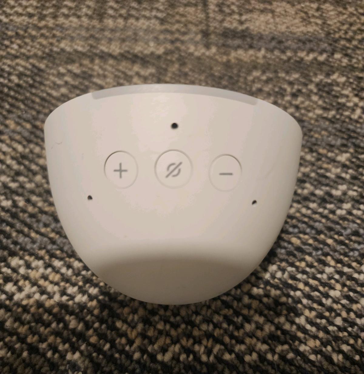 Amazon Echo Dot parlante Alexa con sonido vibrante - Dallas, Texas - FleaMarketBay