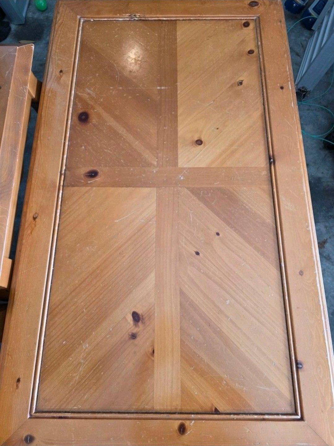 Coffee table and 2 end table - Hudson, Florida