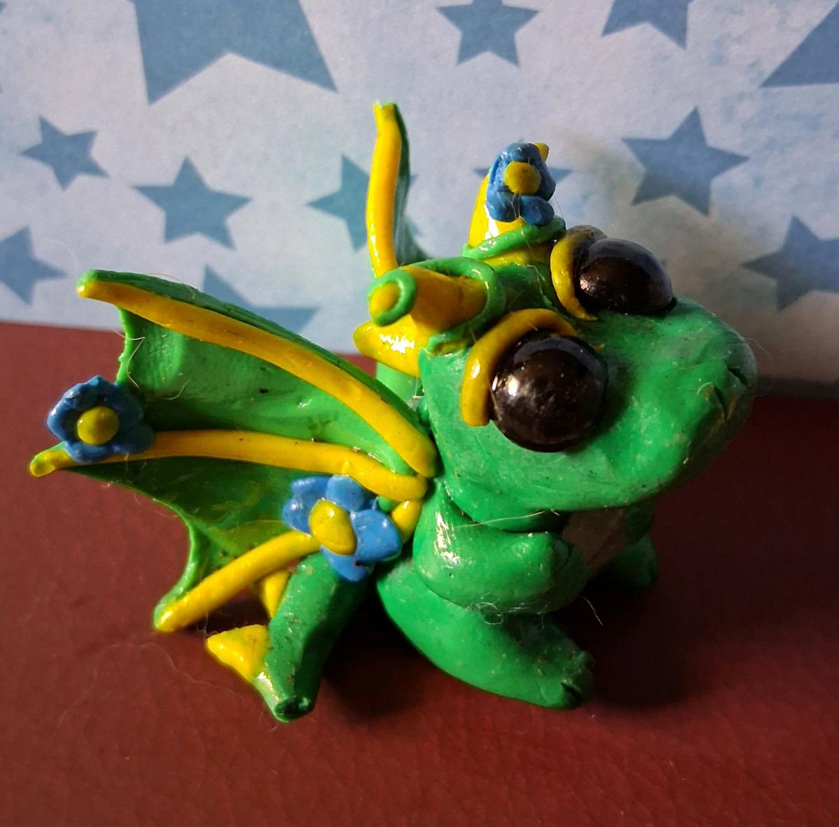 Crystal Critters dragon sculpture - Camby, Indiana - FleaMarketBay