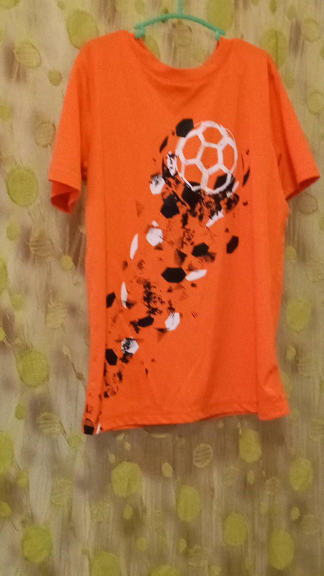 All in Motion boys shirt size small - Queens Village, New York - FleaMarketBay