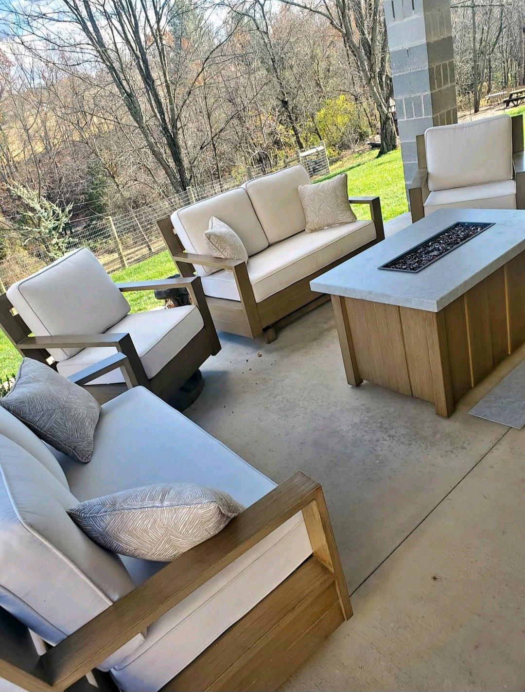 Patio Set - Seattle, Washington - FleaMarketBay