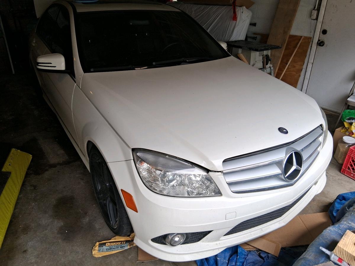 2010 Mercedes Benz CLS 300