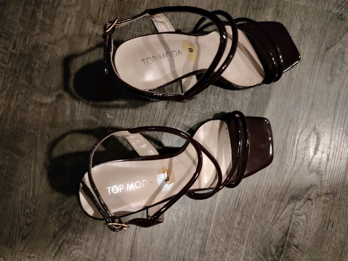 Top Moda Strappy Block Heel Sandals - Acworth, Georgia
