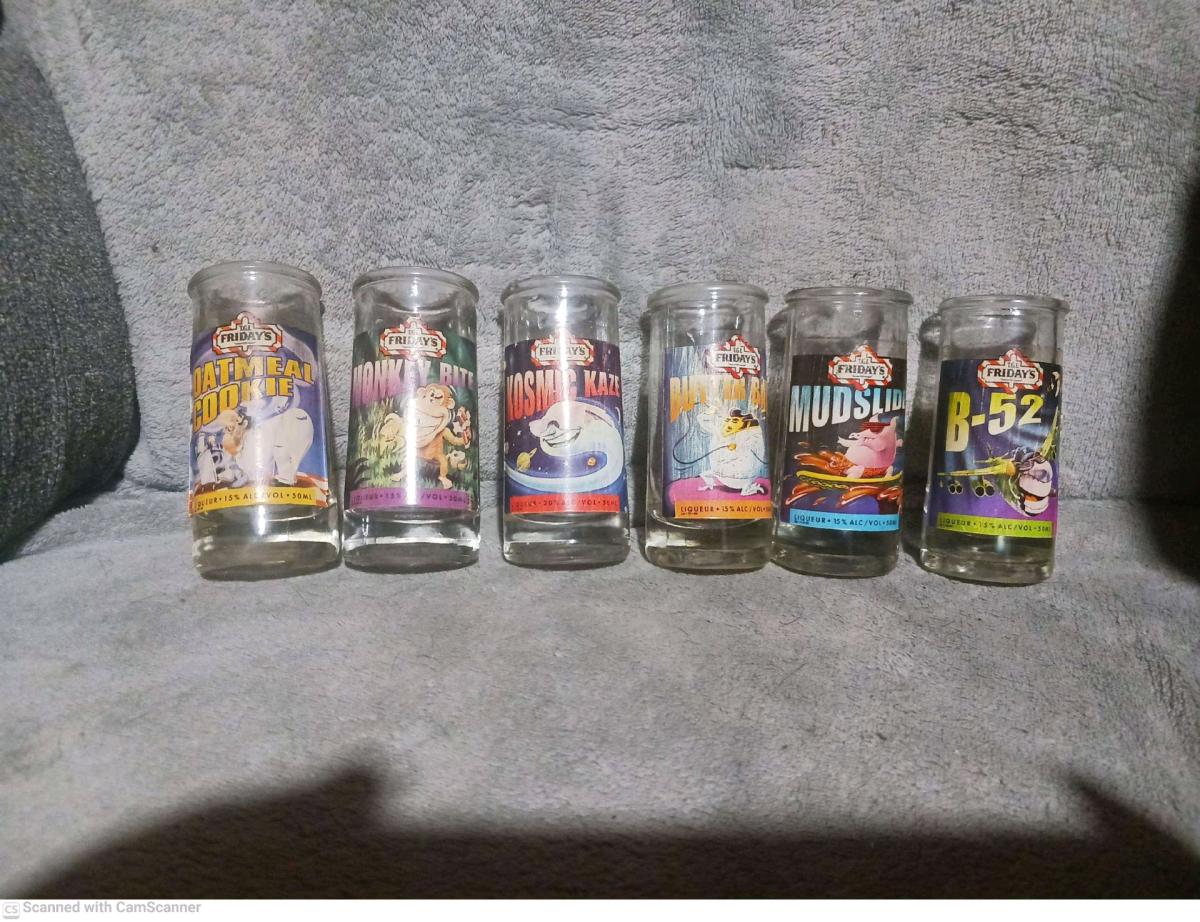 full set TGI Fridays shot glasses - Bald Knob, Arkansas - FleaMarketBay