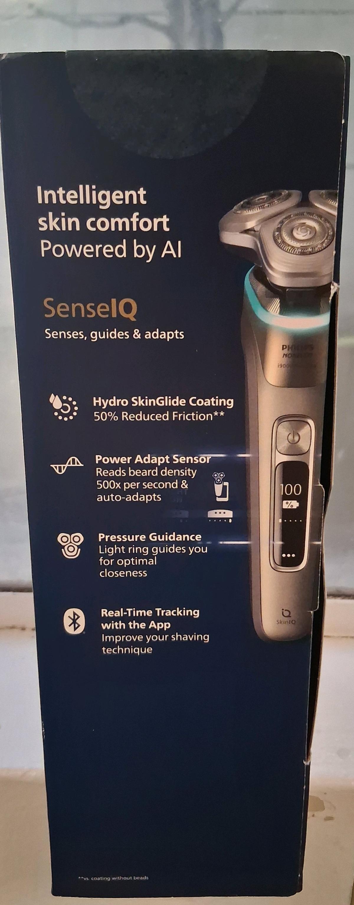 Philips Norelco i9000 Prestige Electric Shaver  XP9203 - Seattle, Washington - FleaMarketBay