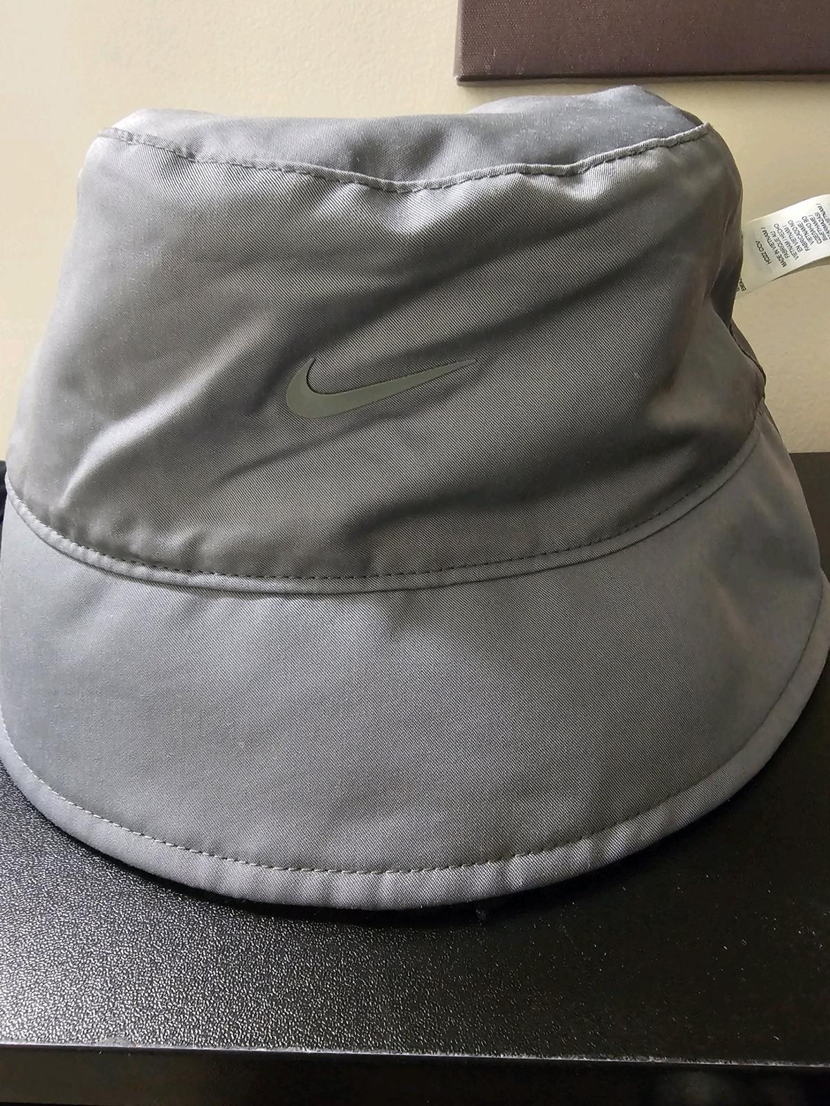 Nike reversible bucket hat - Fresh Meadows, New York - FleaMarketBay