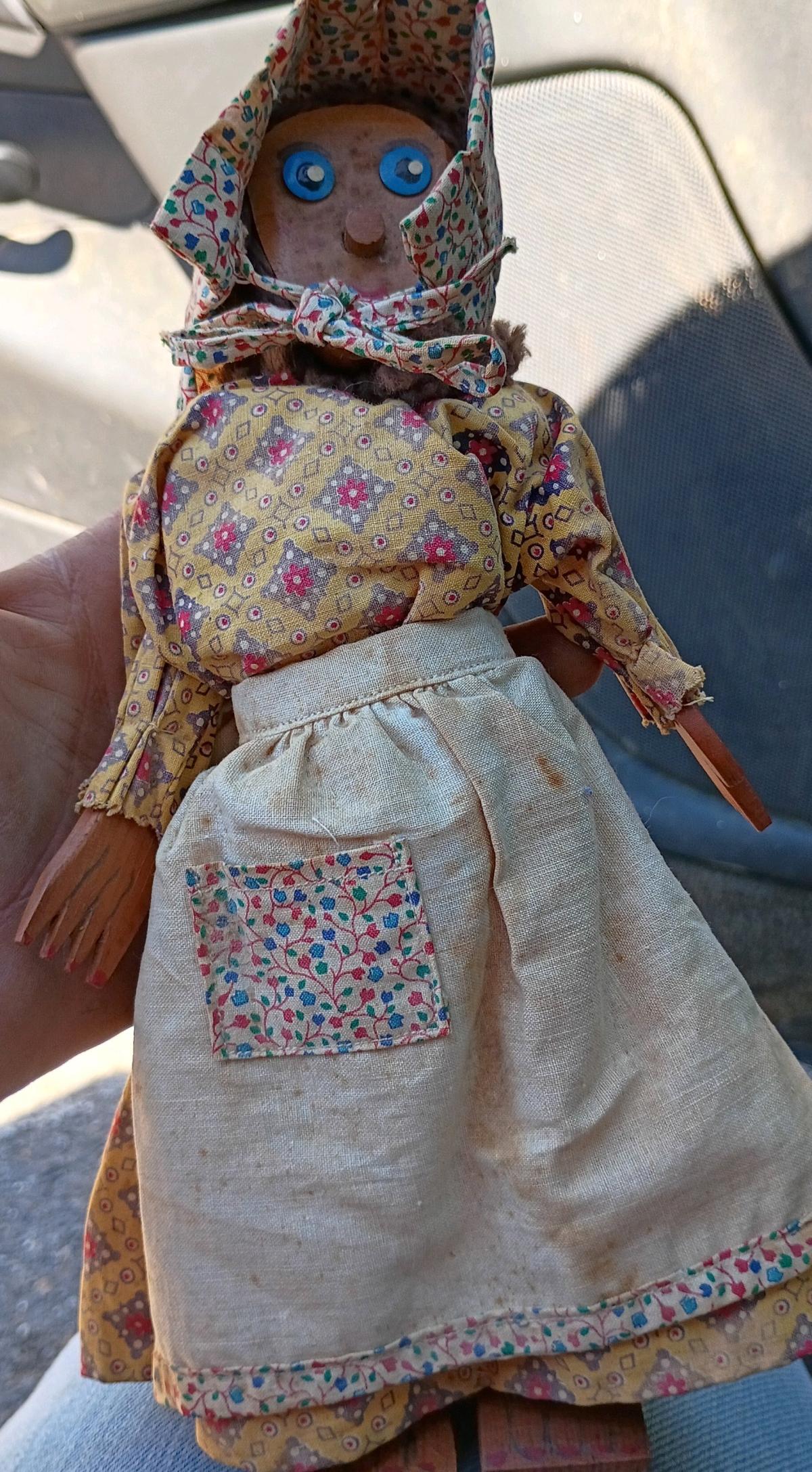 antique wooden Effie doll - Abilene, Texas - FleaMarketBay