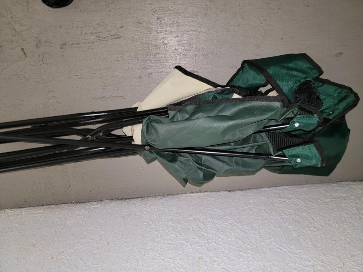 camping chair - Addy, Washington - FleaMarketBay