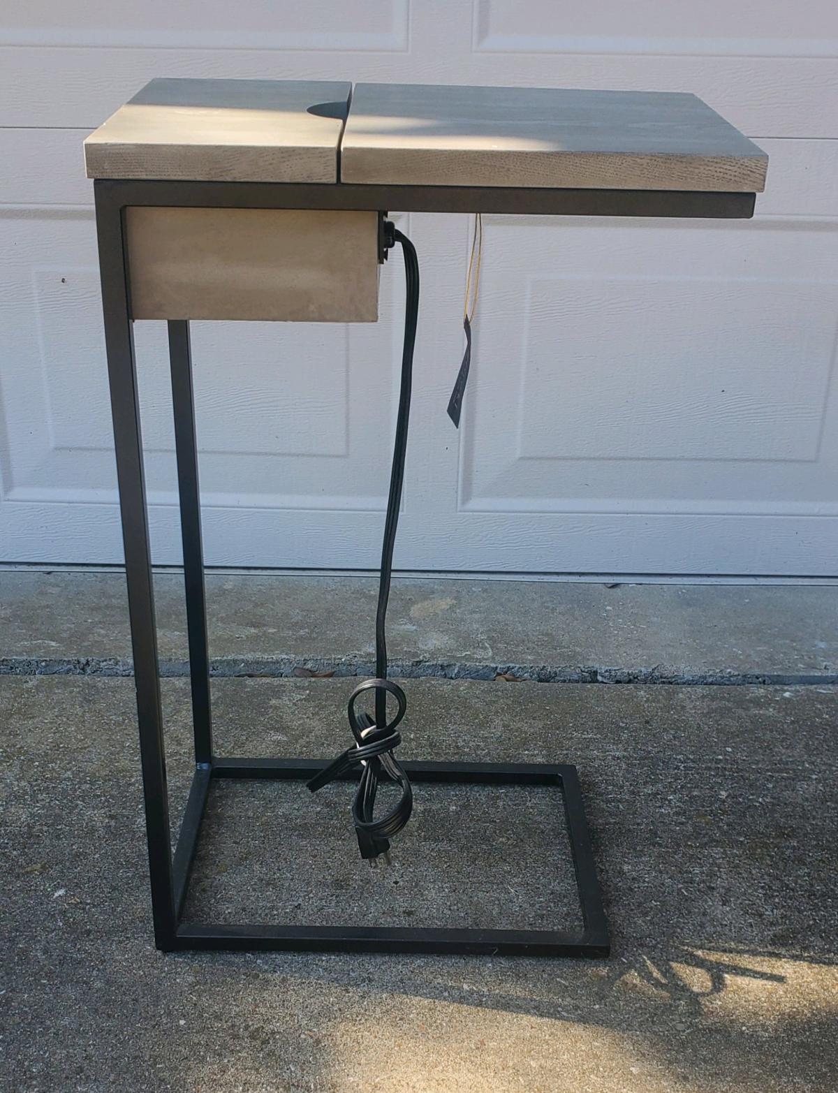 Tainoki  C Shaped End Table w Flip Top Charging Station 255H - Plano, Texas - FleaMarketBay
