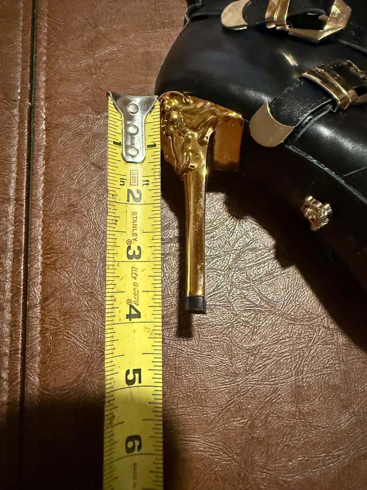 black boots botas tacones altos - Miami Beach, Florida - FleaMarketBay