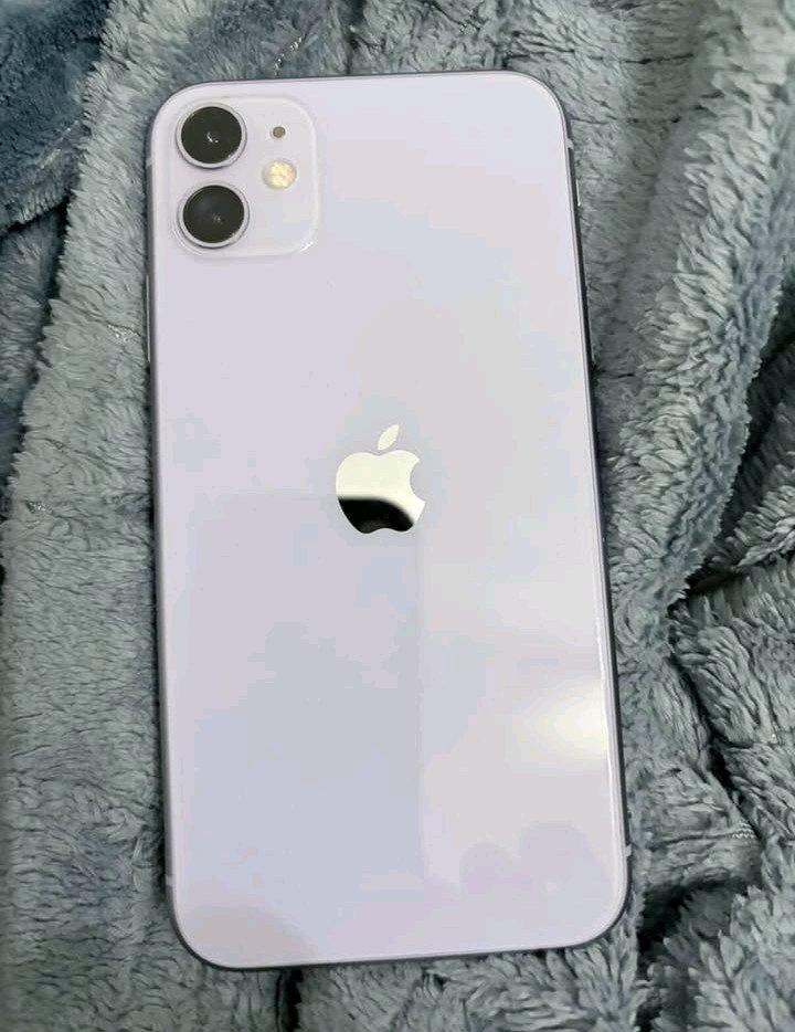 iPhone 11 - San Antonio, Texas - FleaMarketBay
