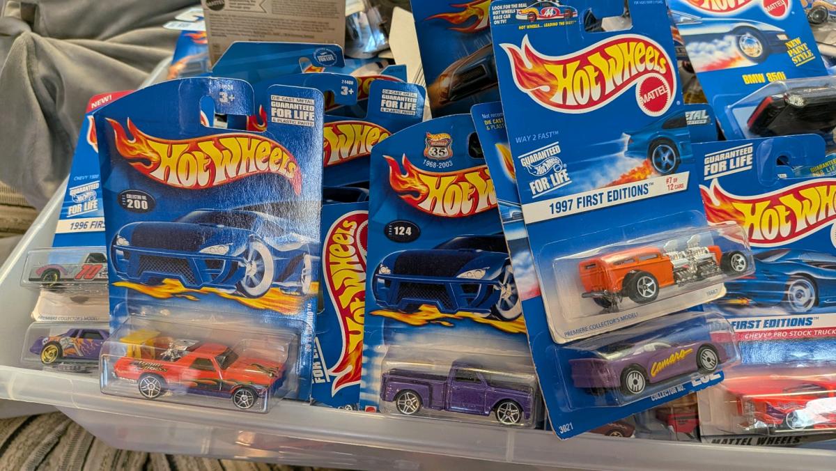 my hot wheels bulk - Desert Hot Springs, California - FleaMarketBay