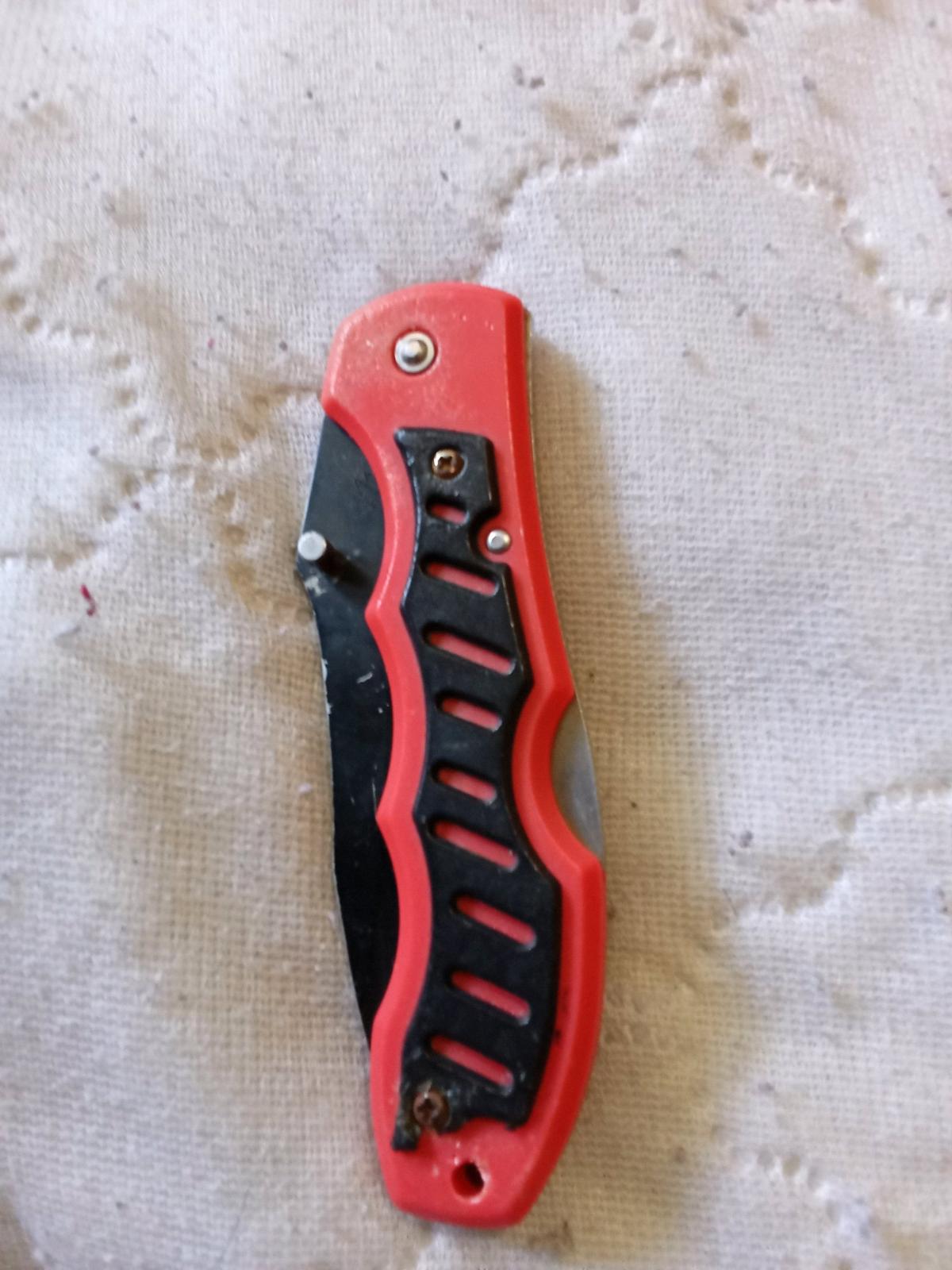 black and red knife