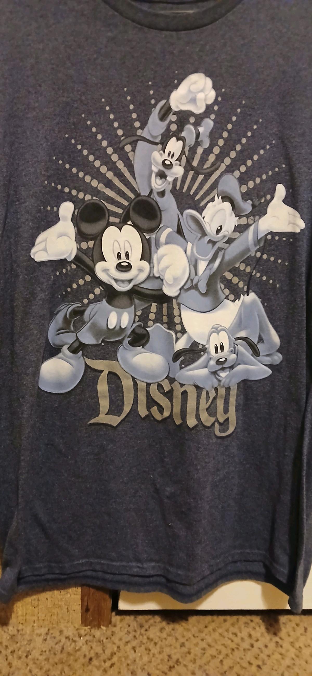 Disney mickey and friends shirt  size xl - Angie, Louisiana - FleaMarketBay