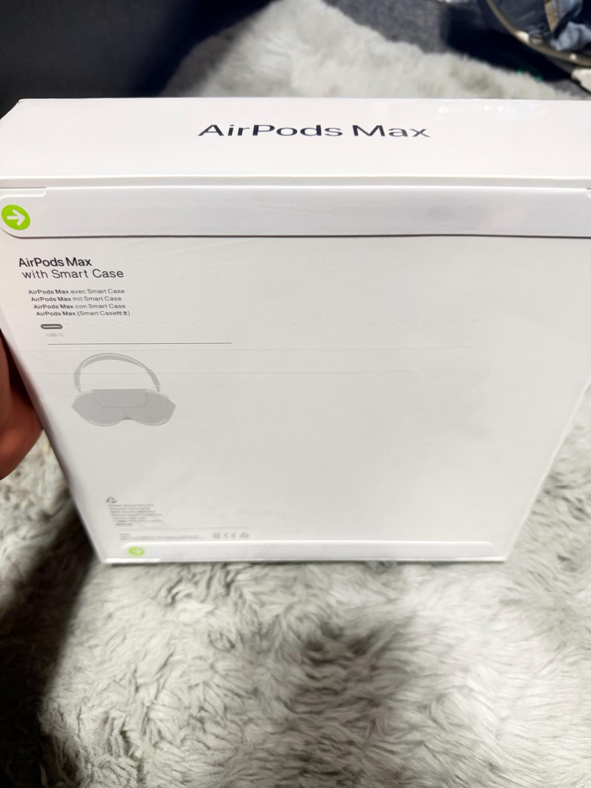 AirPods max - El Monte, California - FleaMarketBay