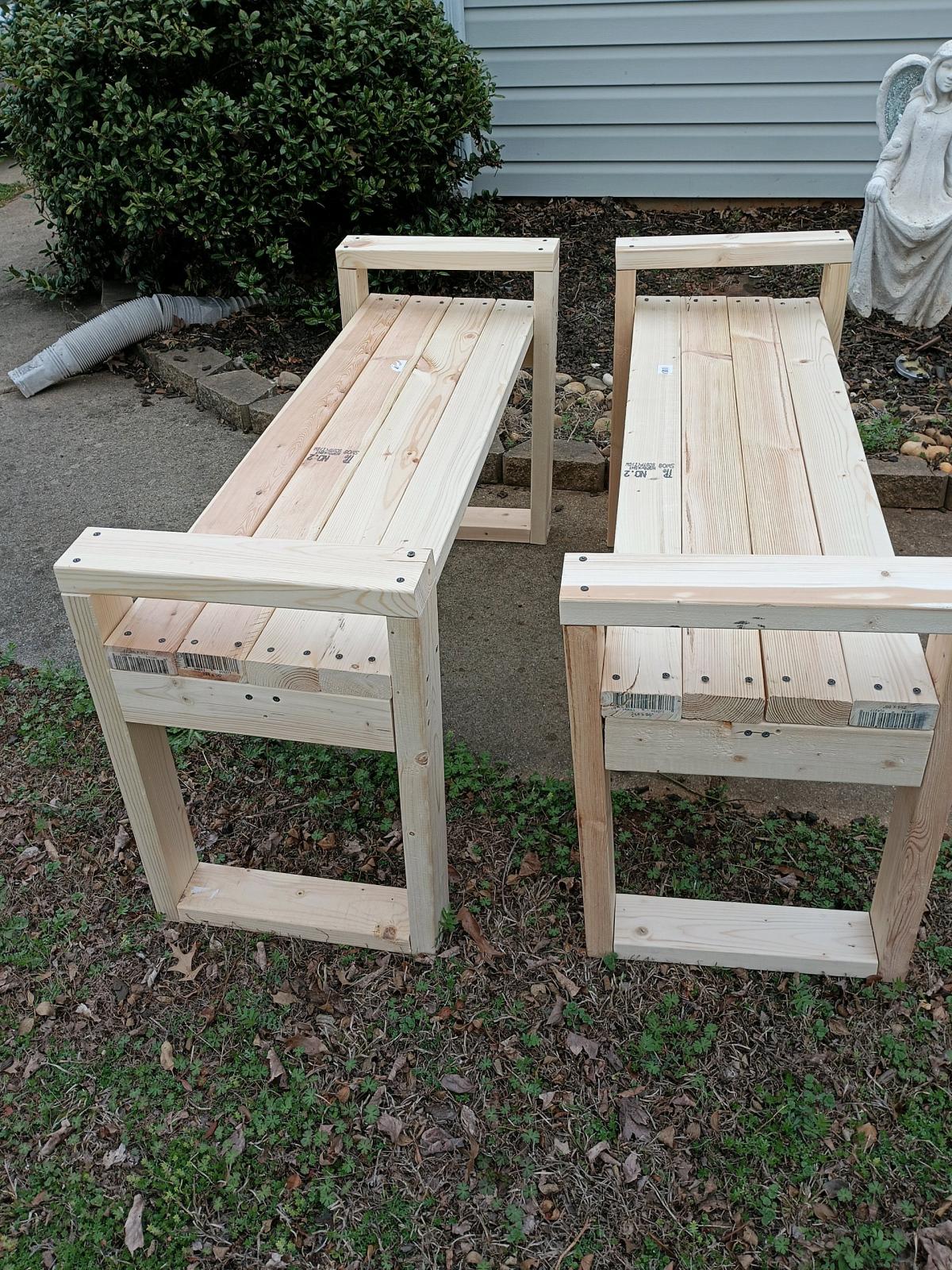 Benches entry way deck are porches - Greenville, South Carolina - FleaMarketBay
