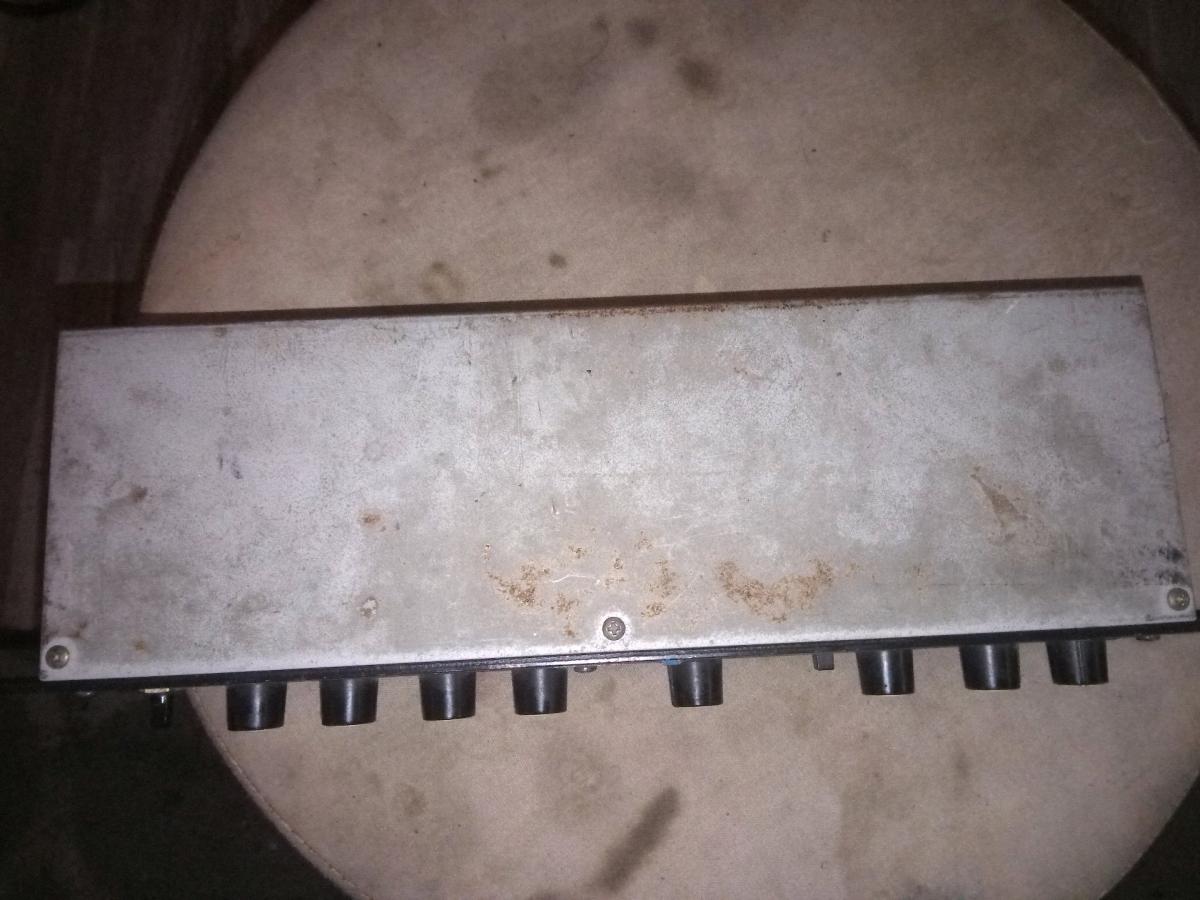 Zoom Studio 1202 - Tulsa, Oklahoma - FleaMarketBay