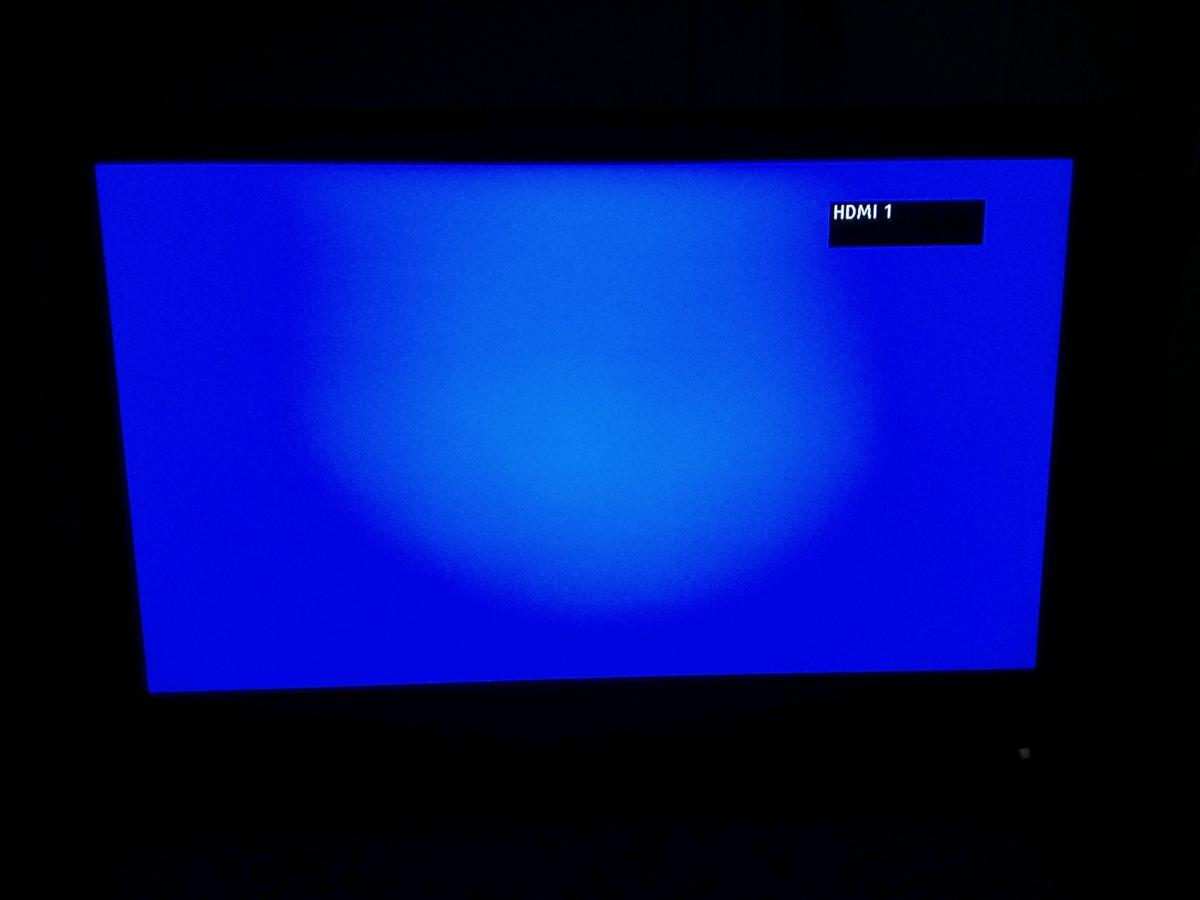 Vizio Full HD Smart TV 24 Inches - Reynoldsburg, Ohio - FleaMarketBay