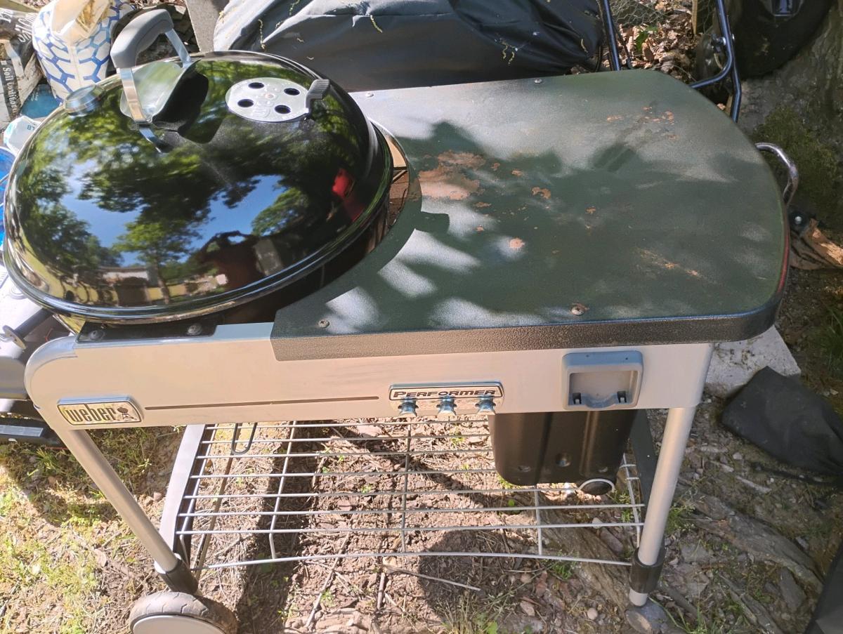 Weber Charcoal Grill - Douglasville, Georgia - FleaMarketBay
