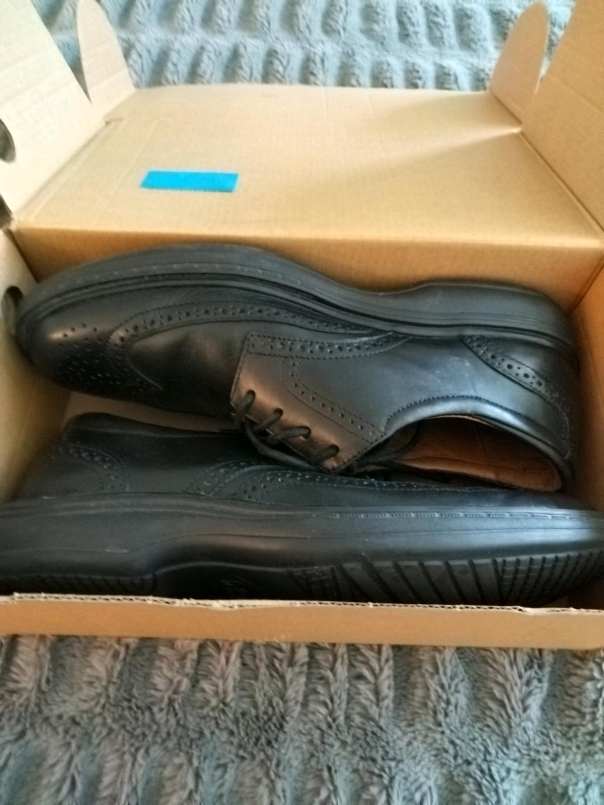 stile and confortnes - Reseda, California - FleaMarketBay