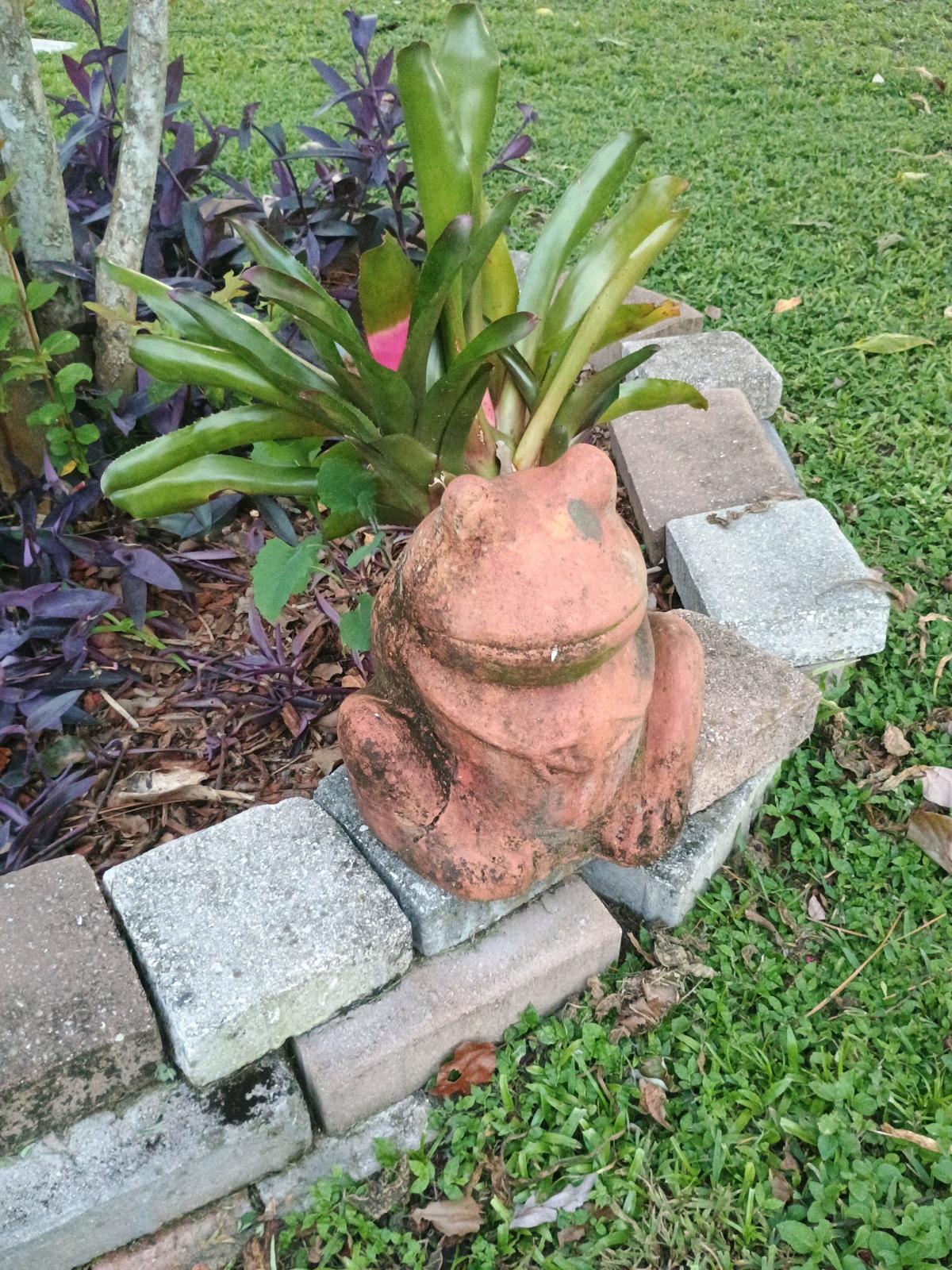 yard landscape decor - Alicia, Arkansas - FleaMarketBay