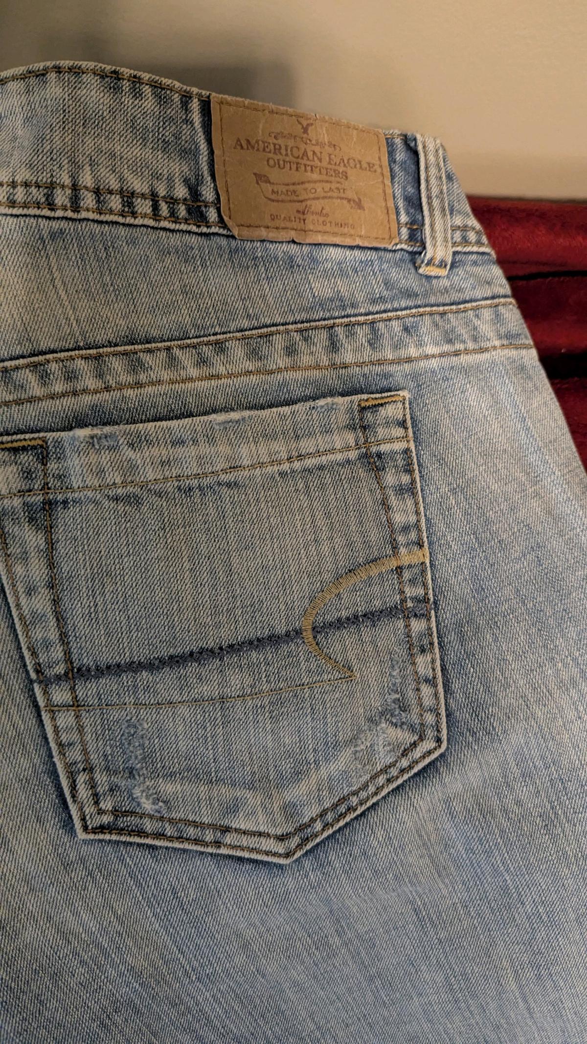 American eagle jeans - Apollo, Pennsylvania - FleaMarketBay