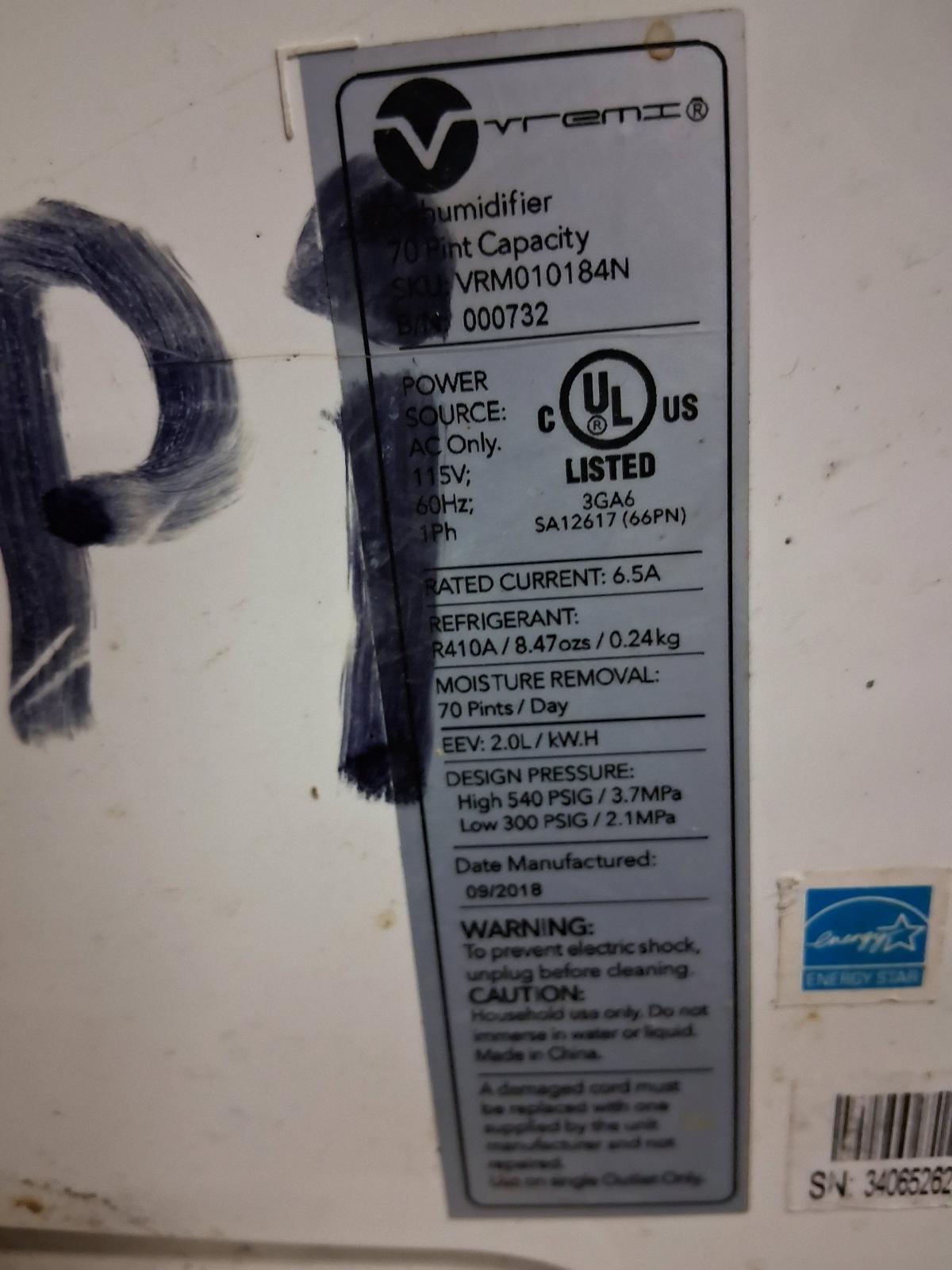 Vremi Dehumidifier - Cleveland, Ohio - FleaMarketBay