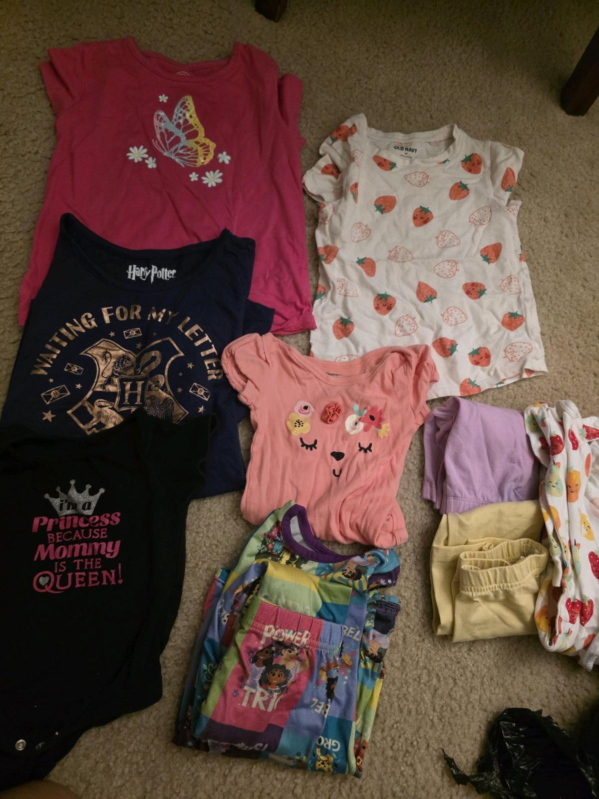 baby girl clothes - Hudson, Florida - FleaMarketBay