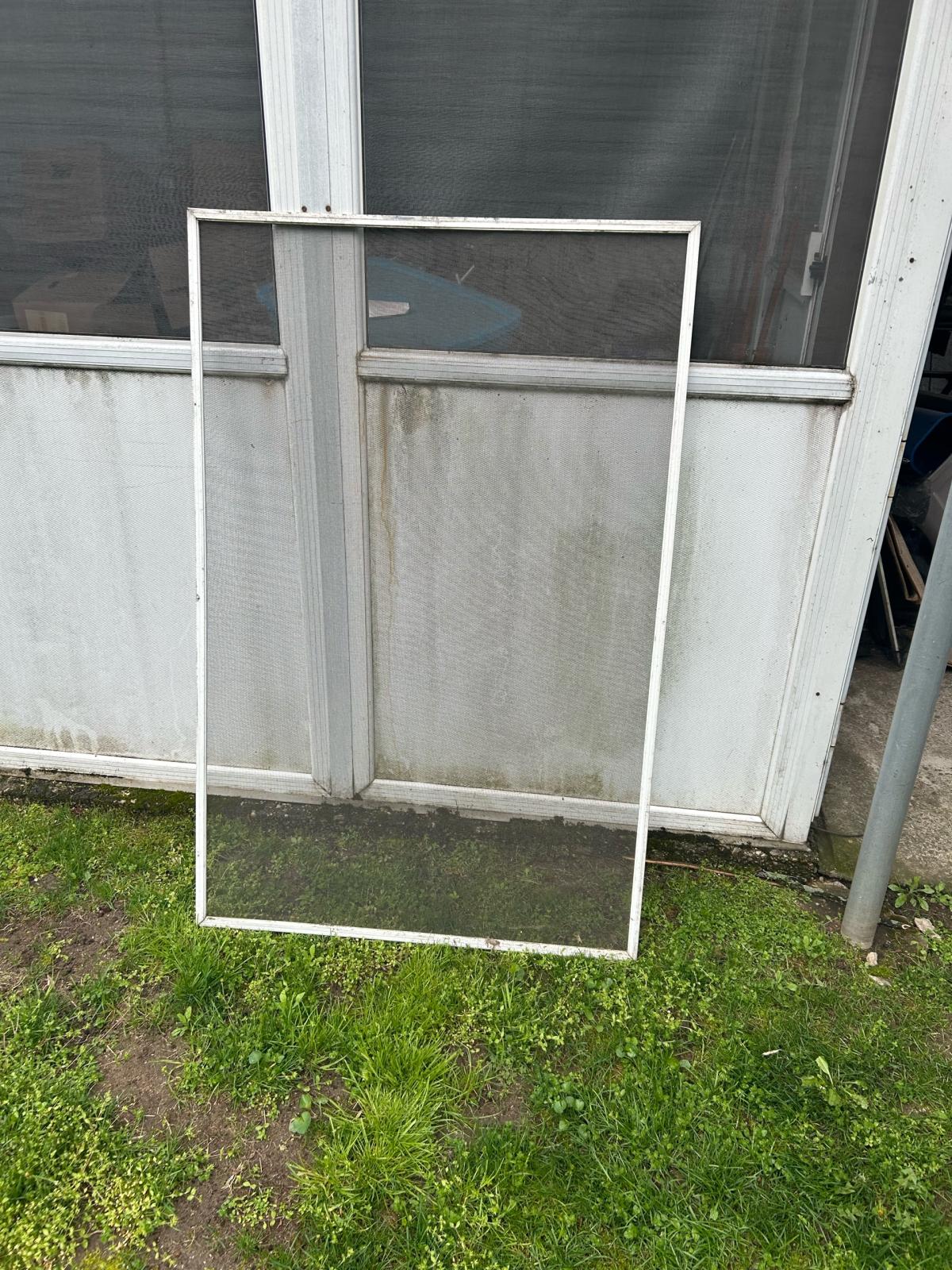 window screen repair and locksmith service - Adams, New York - FleaMarketBay