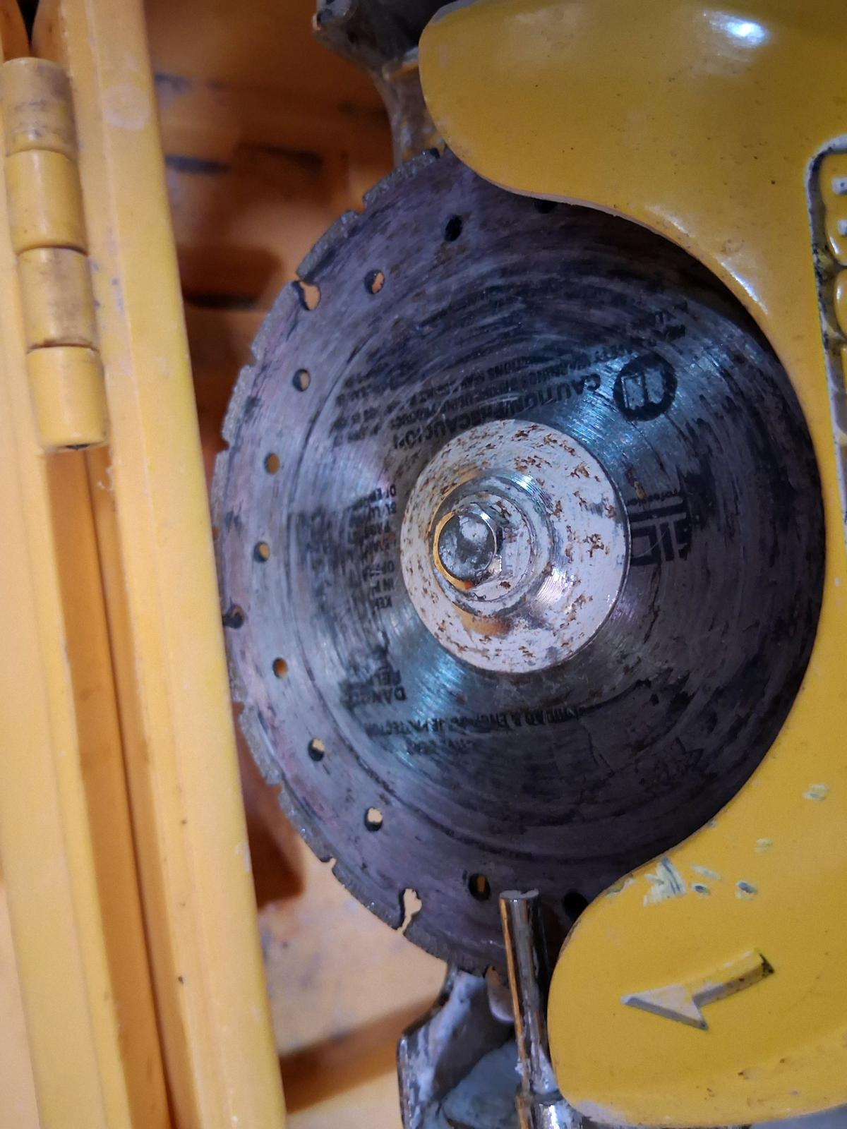 Wet saw - Cleveland, Ohio - FleaMarketBay