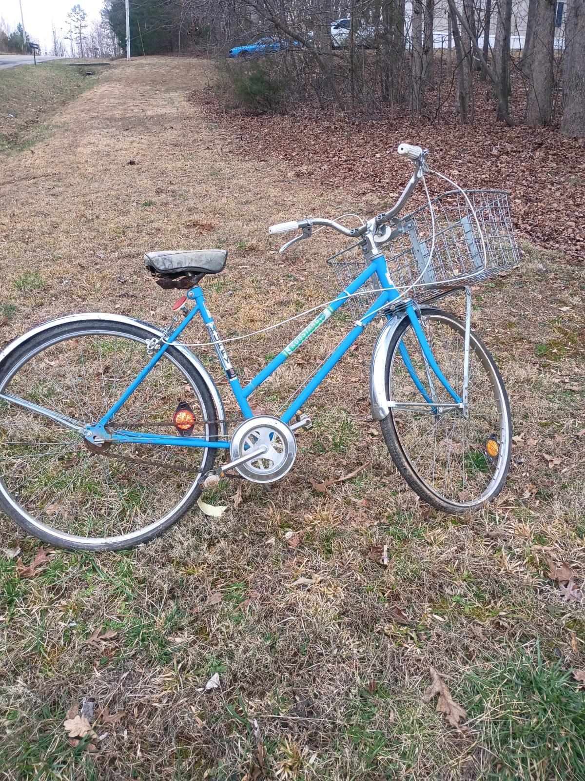 antique huffy - Thomasville, North Carolina - FleaMarketBay