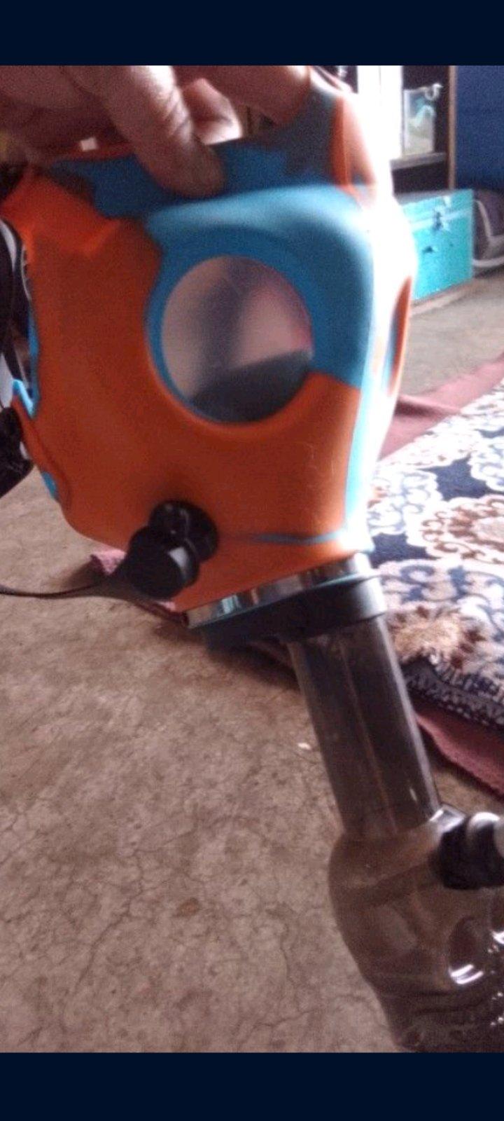 Gas Mask - Victorville, California - FleaMarketBay