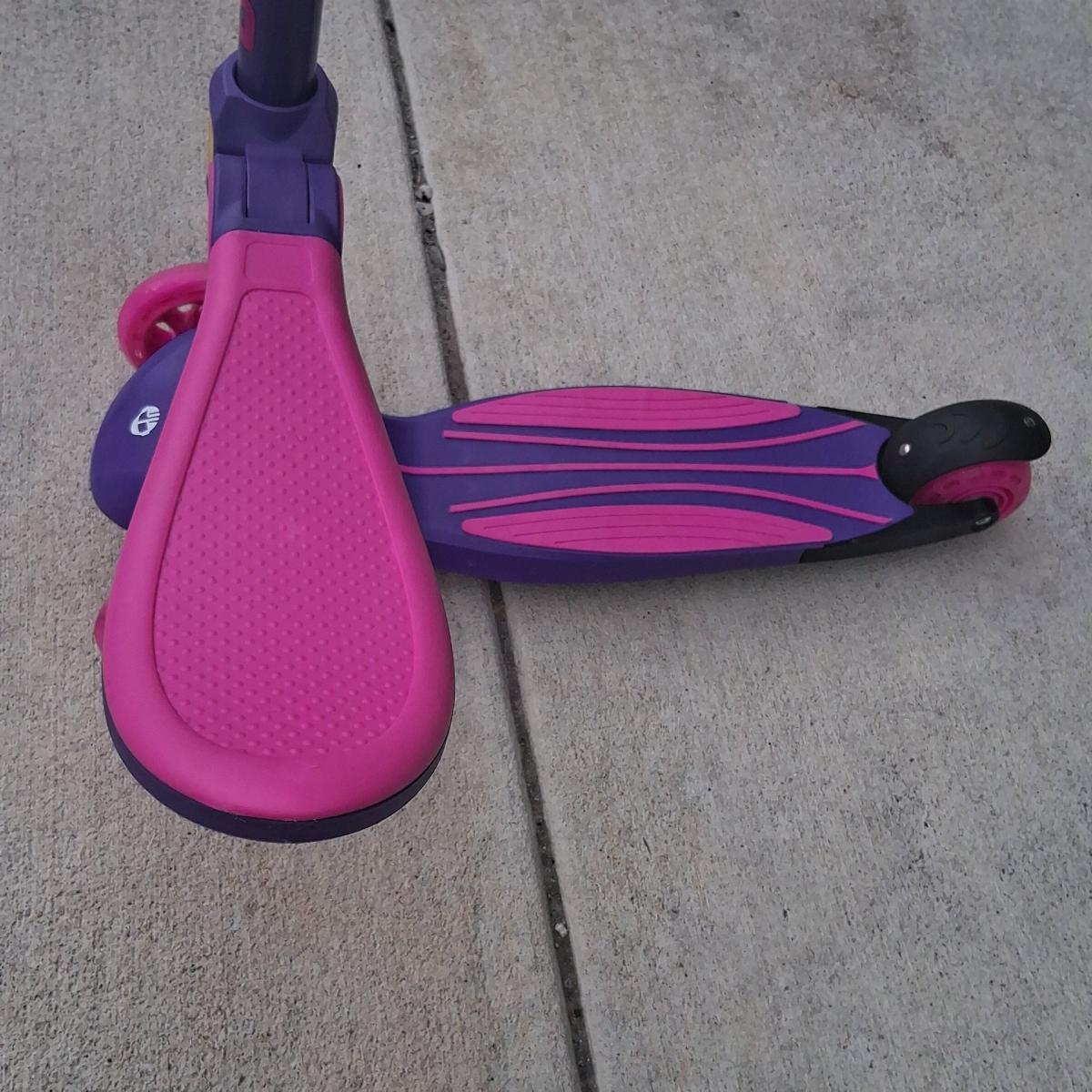 GOTRAX 2in1 Scooter  Toddler to Kid Light Up Wheels - Philadelphia, Pennsylvania - FleaMarketBay