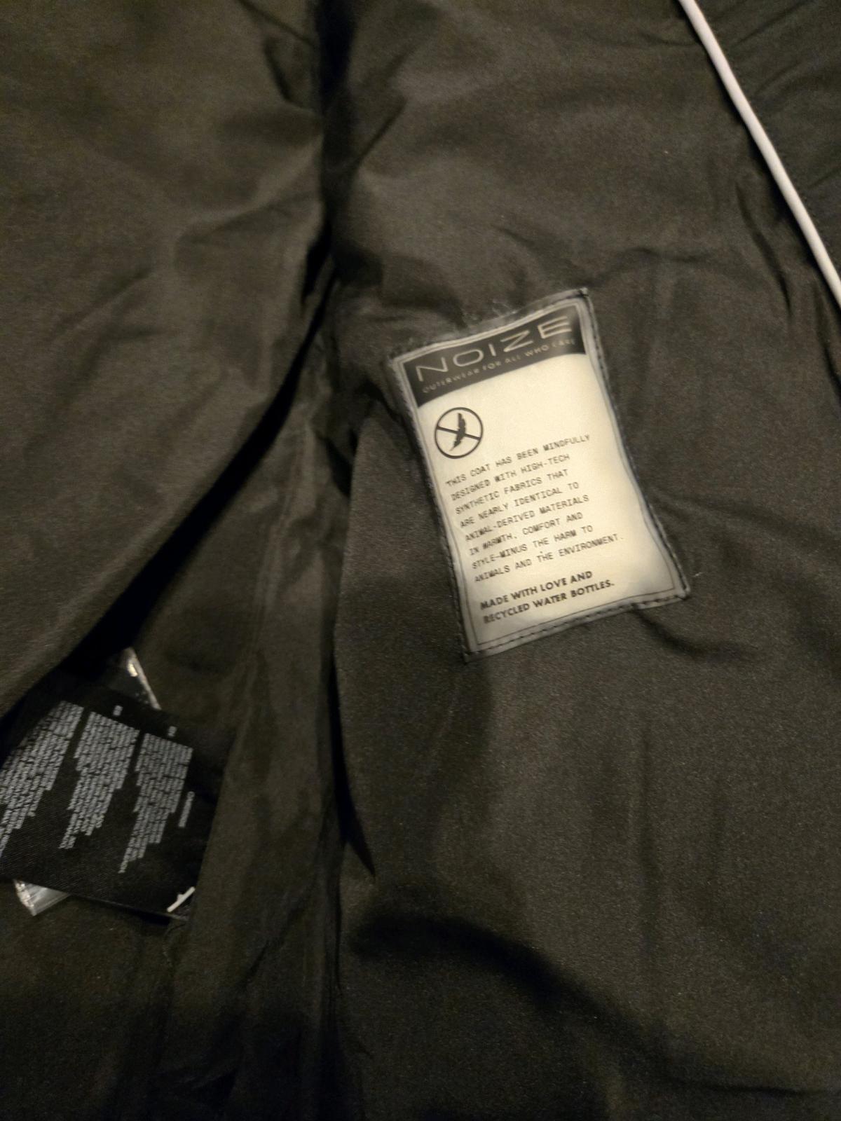 Noize Women long parka sz large Brand New Never worn - Woodbridge, New Jersey - FleaMarketBay