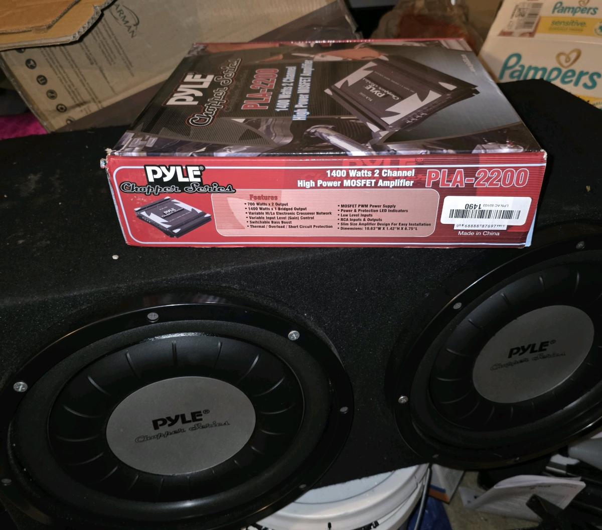 pyle chopper series dual subwoofer with Pyle Amp - Bronx, New York - FleaMarketBay