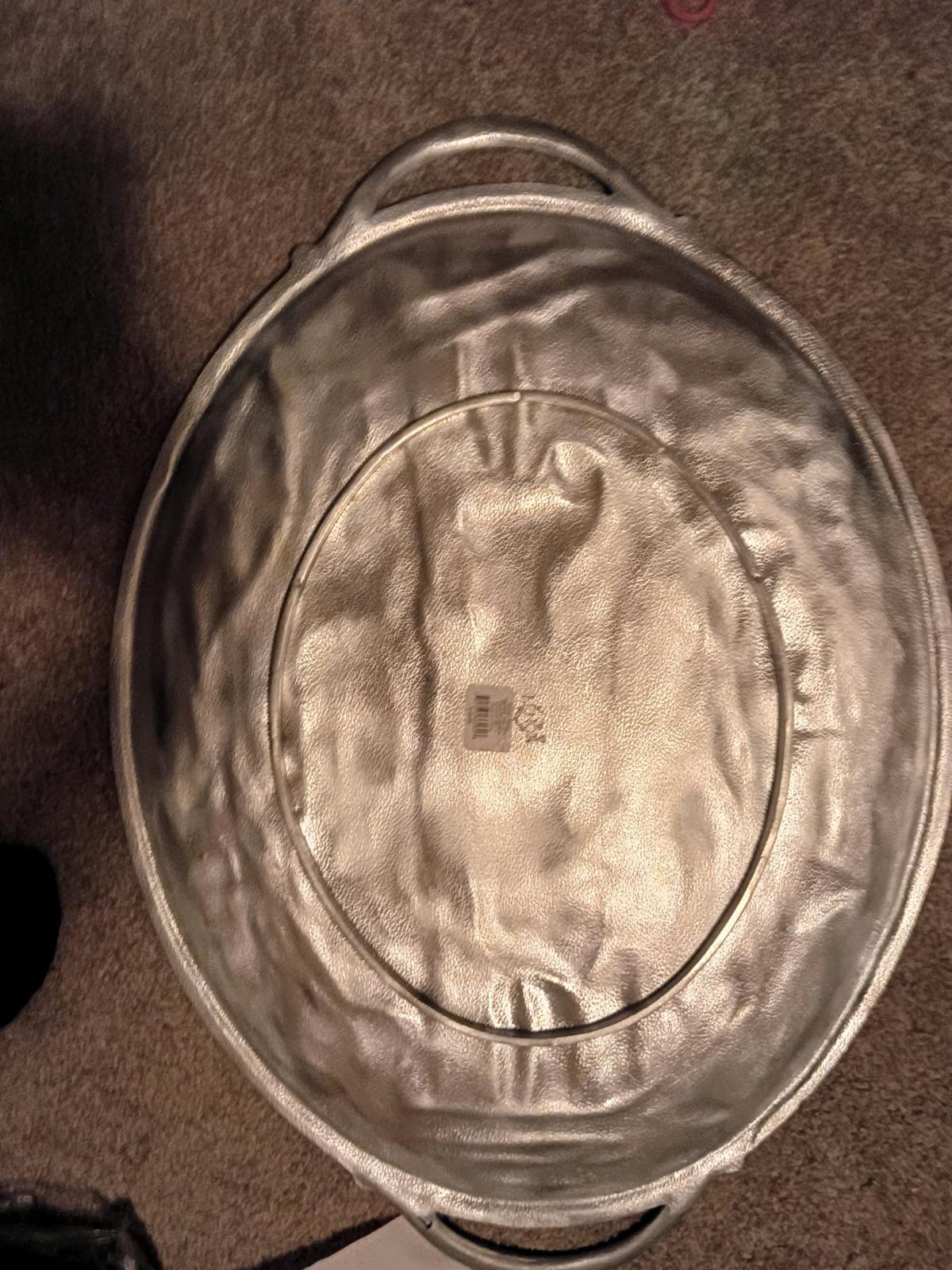 tin Christmas tray - Madison, Indiana - FleaMarketBay