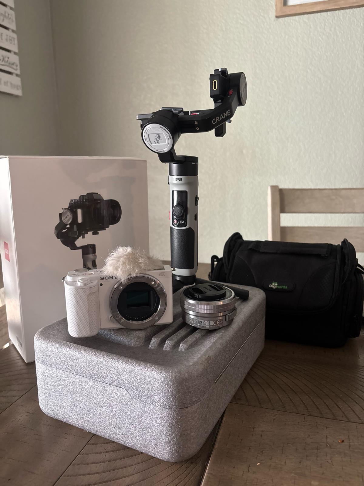 Sony ZVE10 Camera  Zhiyun Crane M2S Gimbal Bundle - Ceres, California - FleaMarketBay