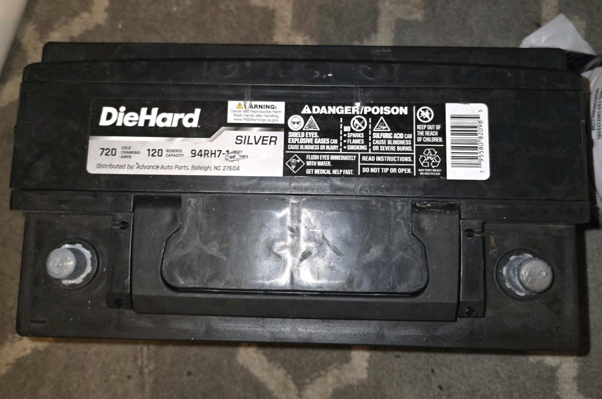 Die Hard Silver battery - Bronx, New York - FleaMarketBay