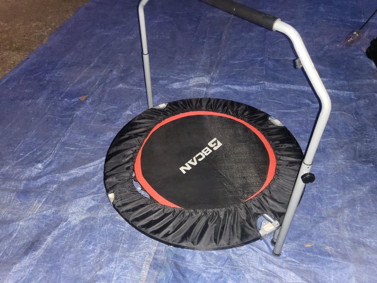 workout trampoline - Fresno, California - FleaMarketBay