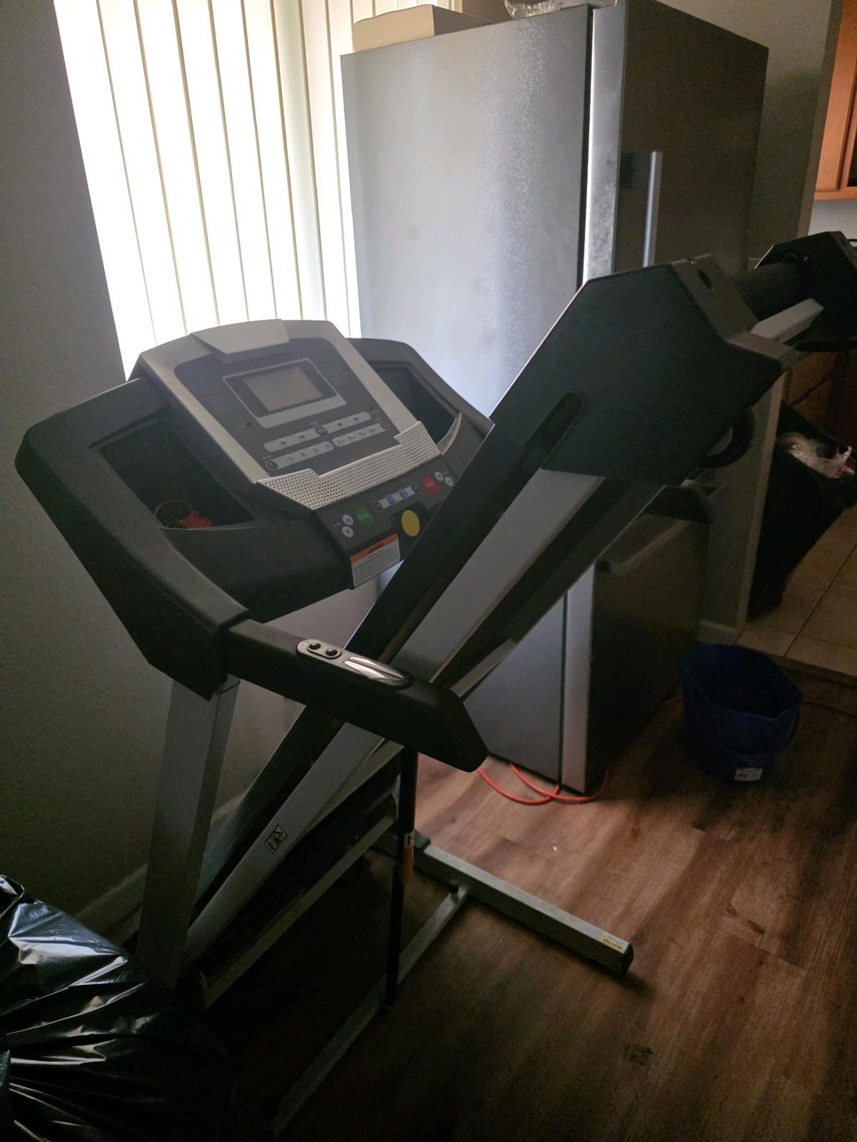 Treadmill MUST GO ASAP - Gardena, California - FleaMarketBay