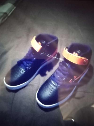 Brand New Filas Size 9 Pick Up