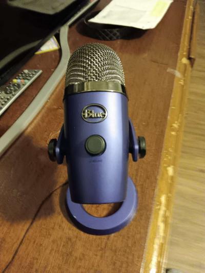 blue microphones yeti nano