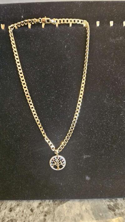 neckless with pedant 19 inch